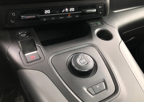 Toyota Proace City Verso cena 134900 przebieg: 16316, rok produkcji 2022 z Opoczno małe 596